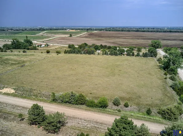 17550 SW 44th St, Martell, NE 68404