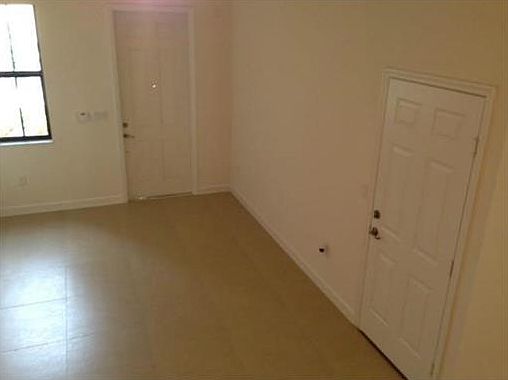 5th image of 10450 NW 58th Ter #10450