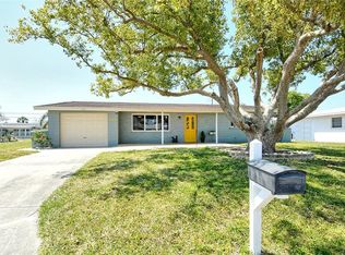 568 Sheridan Dr, Venice, FL 34293