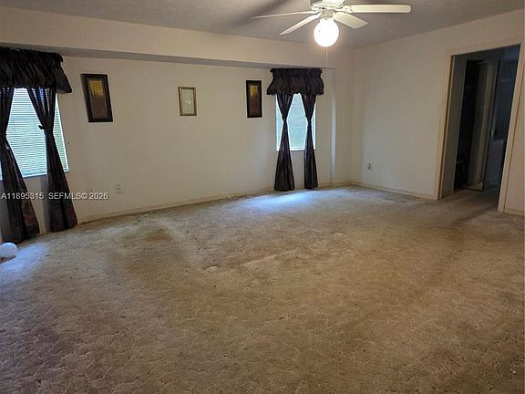 4th image of 4802 Matanzas Ave