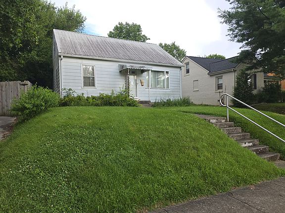 4th image of 860 Darley Dr