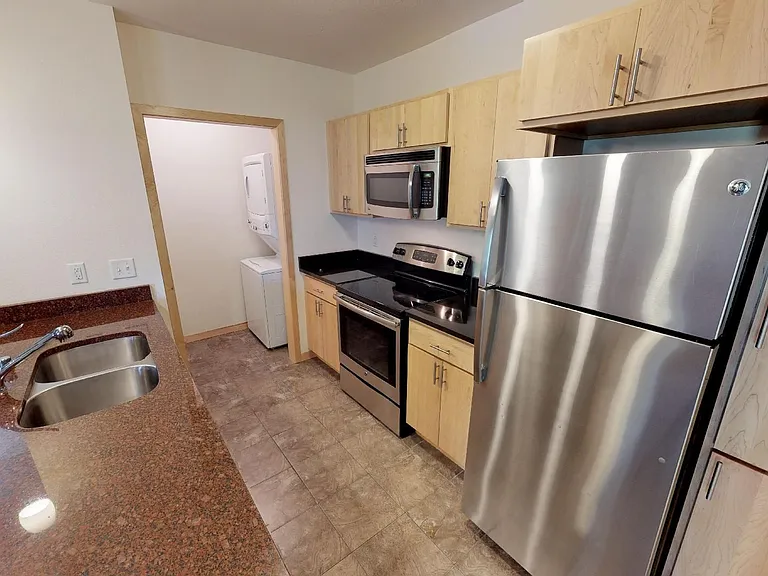 202 N Brooks St — Photo 18