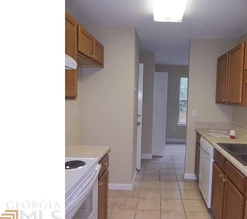 3rd image of 41 Cherub Ln