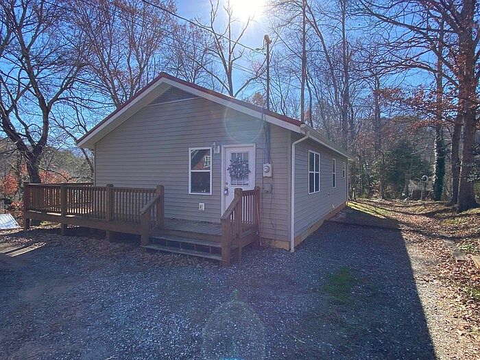 1st image of 89 Lindy Hts