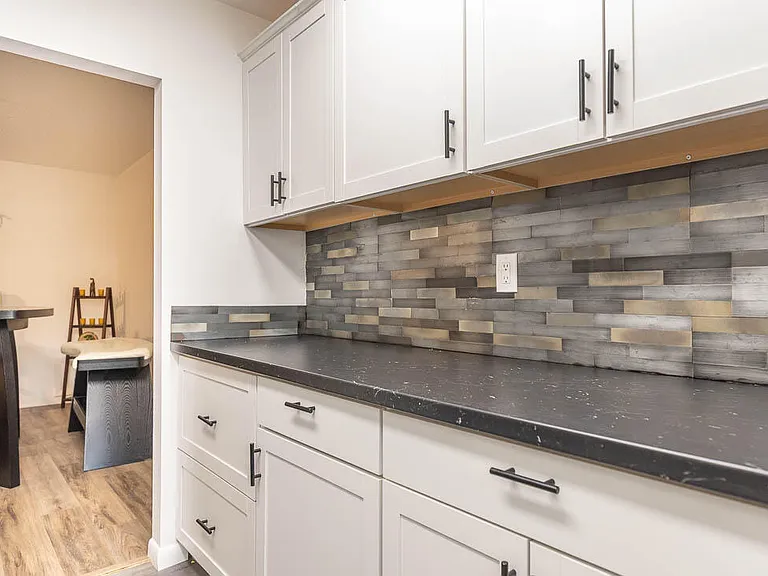 5061 Lakefront Blvd #B — Photo 16