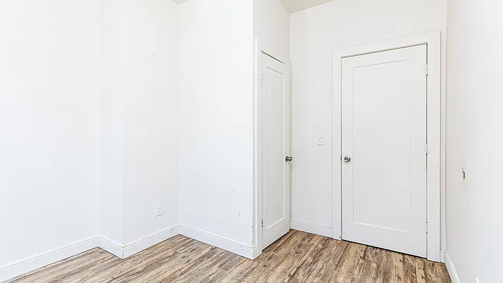 Rented by Nooklyn NYC LLC | media 14