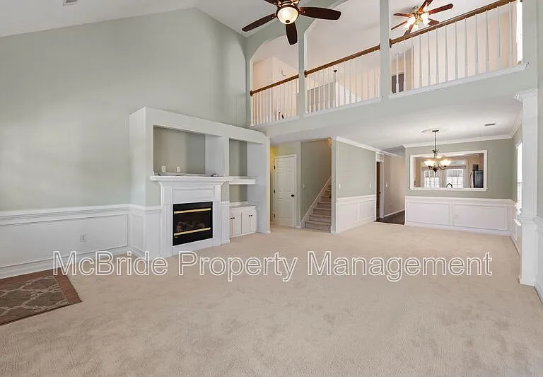 429 Snead Way — Photo 3