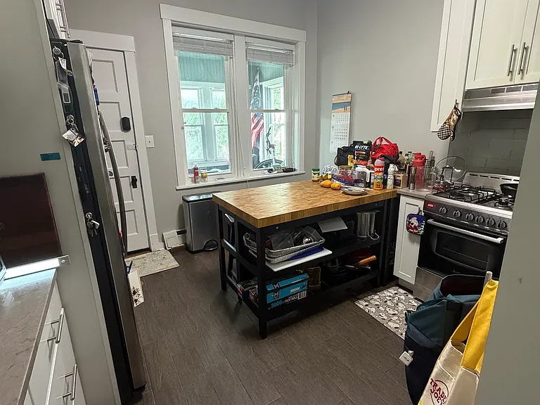 3729 N Bosworth Ave #1 — Photo 7