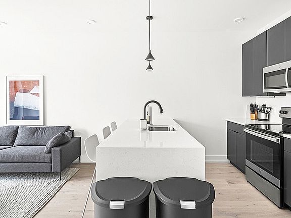 965 Frankford Kitchen