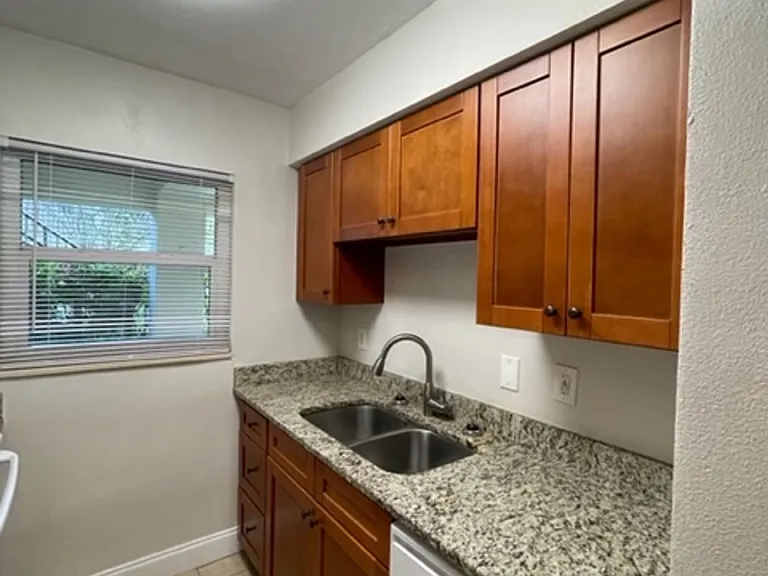2230 Nursery Rd — Photo 16