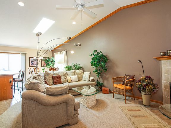 2nd image of 6426 Reanna Way