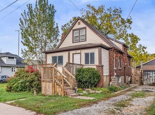 10 Locarno Ave, Hamilton, ON L8H7H3