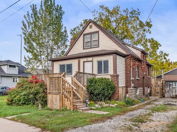 10 Locarno Ave, Hamilton, ON L8H 7H3