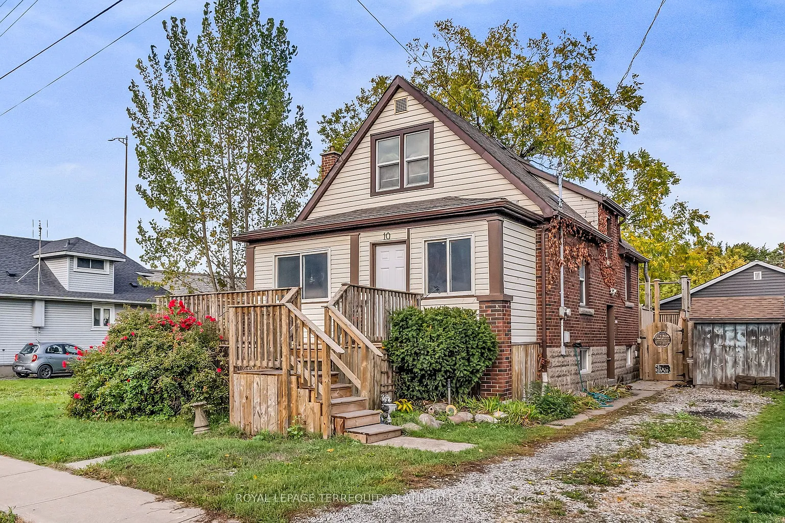 10 Locarno Ave photo 1