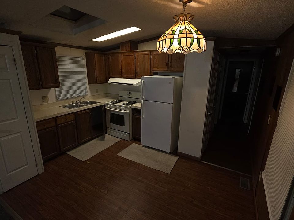 1st image of 4721 Marshall Ct #4721