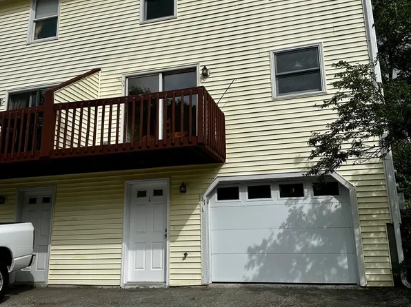 41 Albury Stone Circle, Nashua, NH 03063