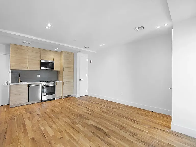 1079 Fulton St #5B — Photo 4