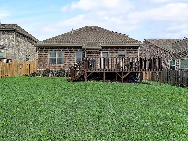 6040 Sanmar Dr — Photo 37