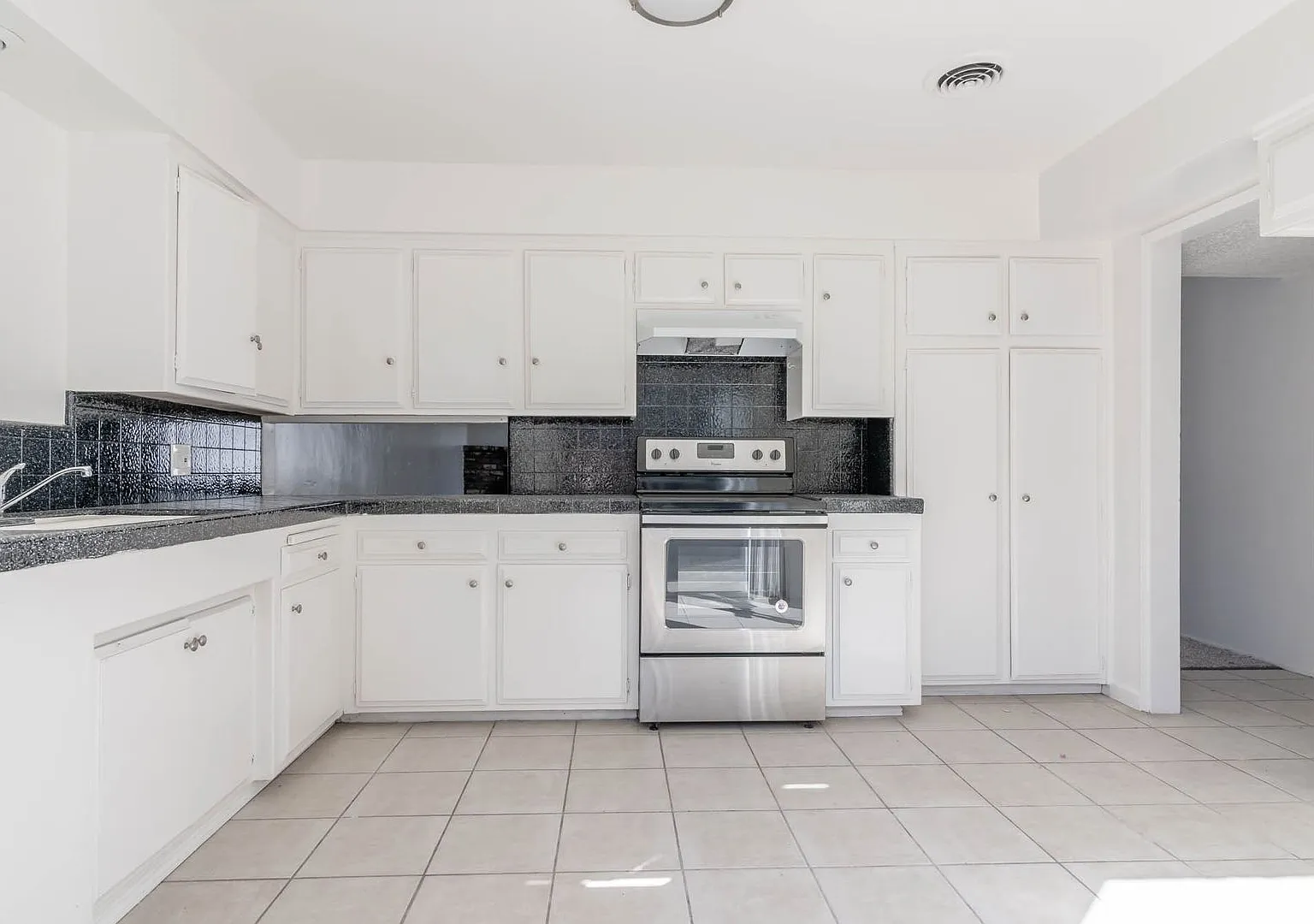 3600 Dana St — Photo 1
