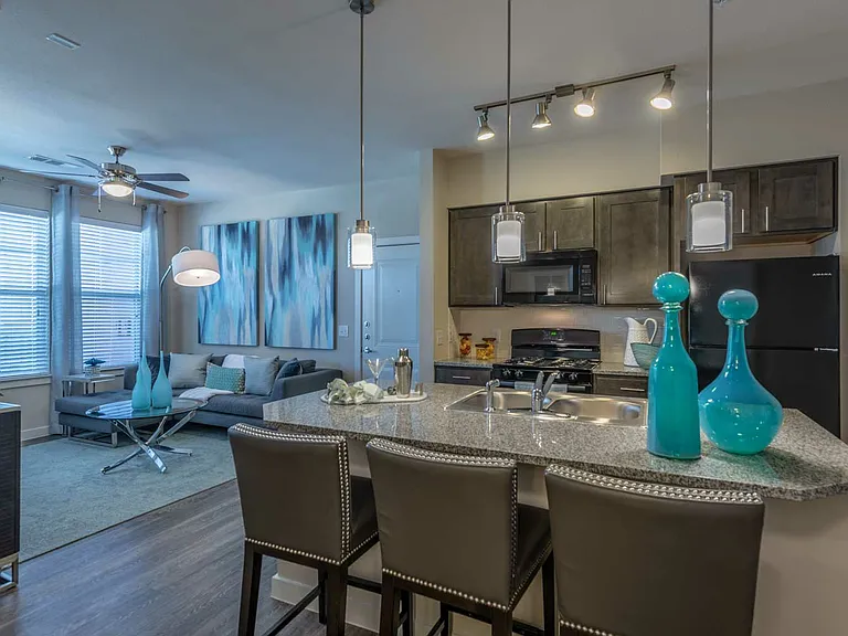 Smart Living at Garden Oaks — Photo 7