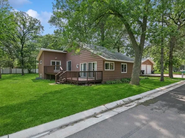 141 Oak Ave, Big Lake, MN 55309