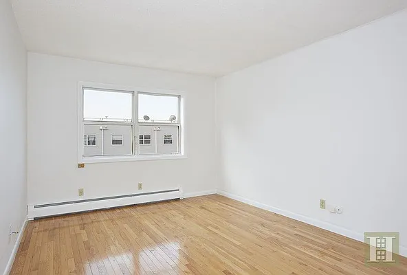 Rented by Halstead Real Estate | media 14