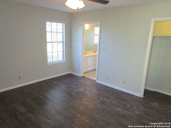 3rd image of 10702 Tioga Dr