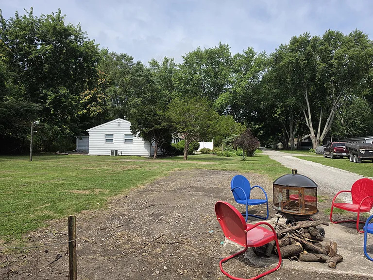 212 Brady Ln #B — Photo 34