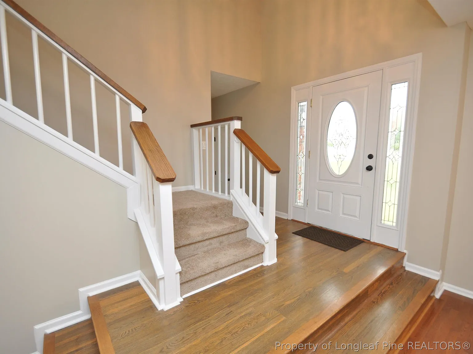 3 bed, 3.5 bath, 2188 sqft, $2,495 — Photo 2