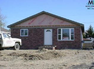 19766-14 Mile, Roseville, MI 48066