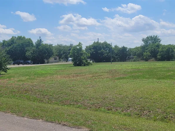 661 Primrose Dr, Midlothian, TX 76065