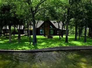 8726 Toler Point, Larue, TX 75770