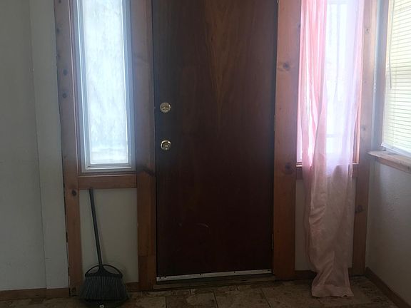 2nd image of 932 E Gregory Blvd