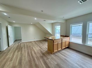 30 Allen Ave FLOOR 3, Pawtucket, RI 02860