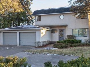 5212 London Rd, Duluth, MN 55804