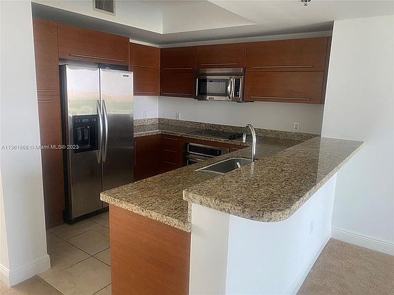 3rd image of 2681 N Flamingo Rd APT 805S
