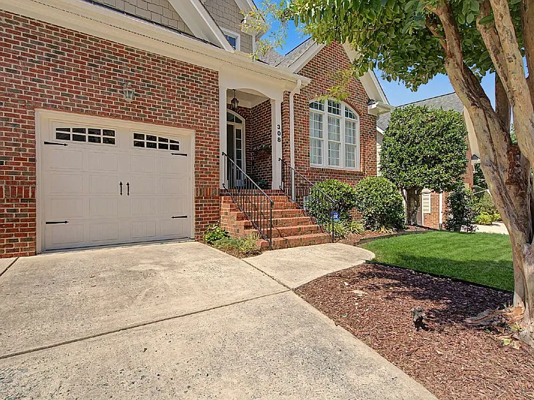 308 Millsfield Dr — Photo 5