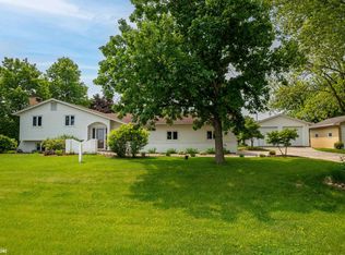 106 College View Ln, Marshalltown, IA 50158