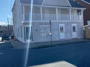 658 E Chestnut St #1, Coatesville, PA 19320