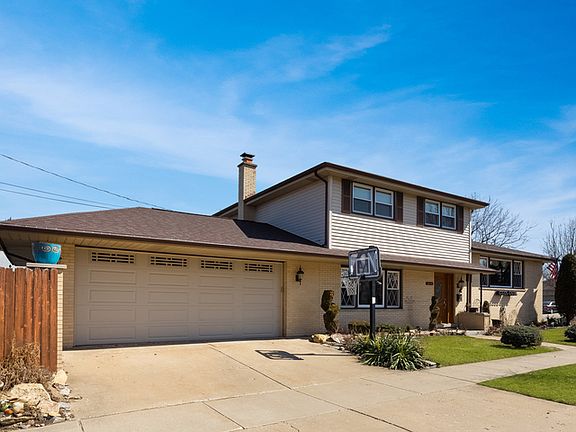 2nd image of 5636 W 100th St