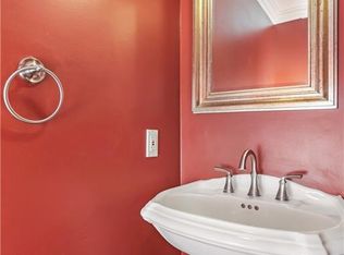 52 Randall Ave APT 11, Stamford, CT 06905