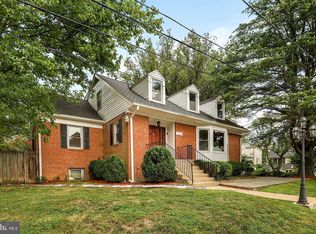 2866 Arizona Ter NW, Washington, DC