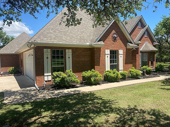 5th image of 123 Oak Meadow Dr