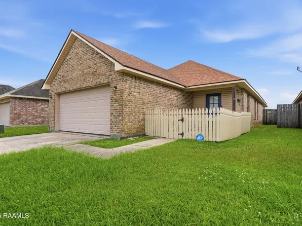112 Smalley Rd, Lafayette, LA 70507