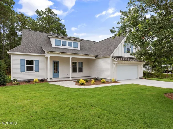 6103 Turtlewood Drive, Southport, NC 28461