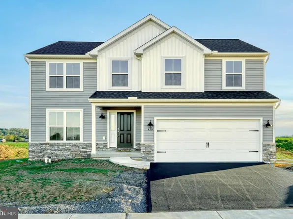 3655 Winter Dr #213, Dover, PA 17315