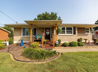 6105 Manse Dr, Louisville, KY 40258
