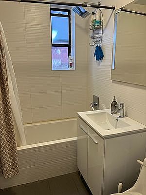 3rd image of 488 Ocean Pkwy APT 5H