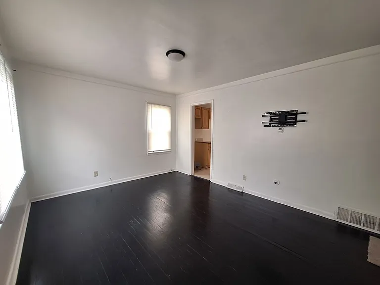 3890 Poplar Ave — Photo 10