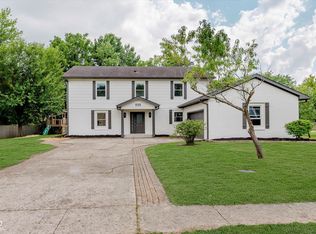 835 Nevelle Ln, Carmel, IN